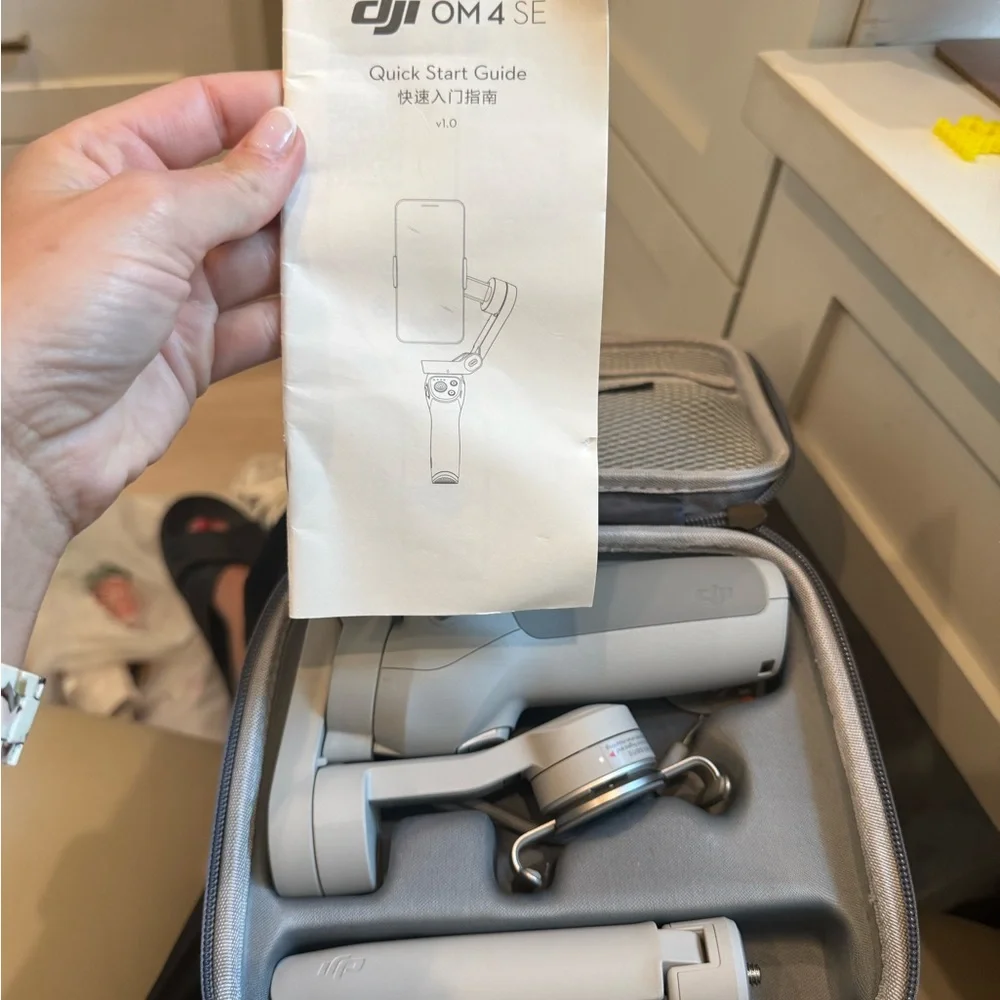 DJI Beige Handheld Gimbal with CASE